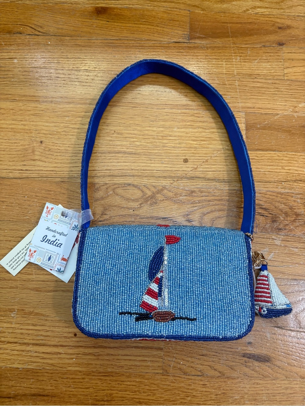 Viral Beaded Sailboat Shoulder Bag - Picture 2 of 2